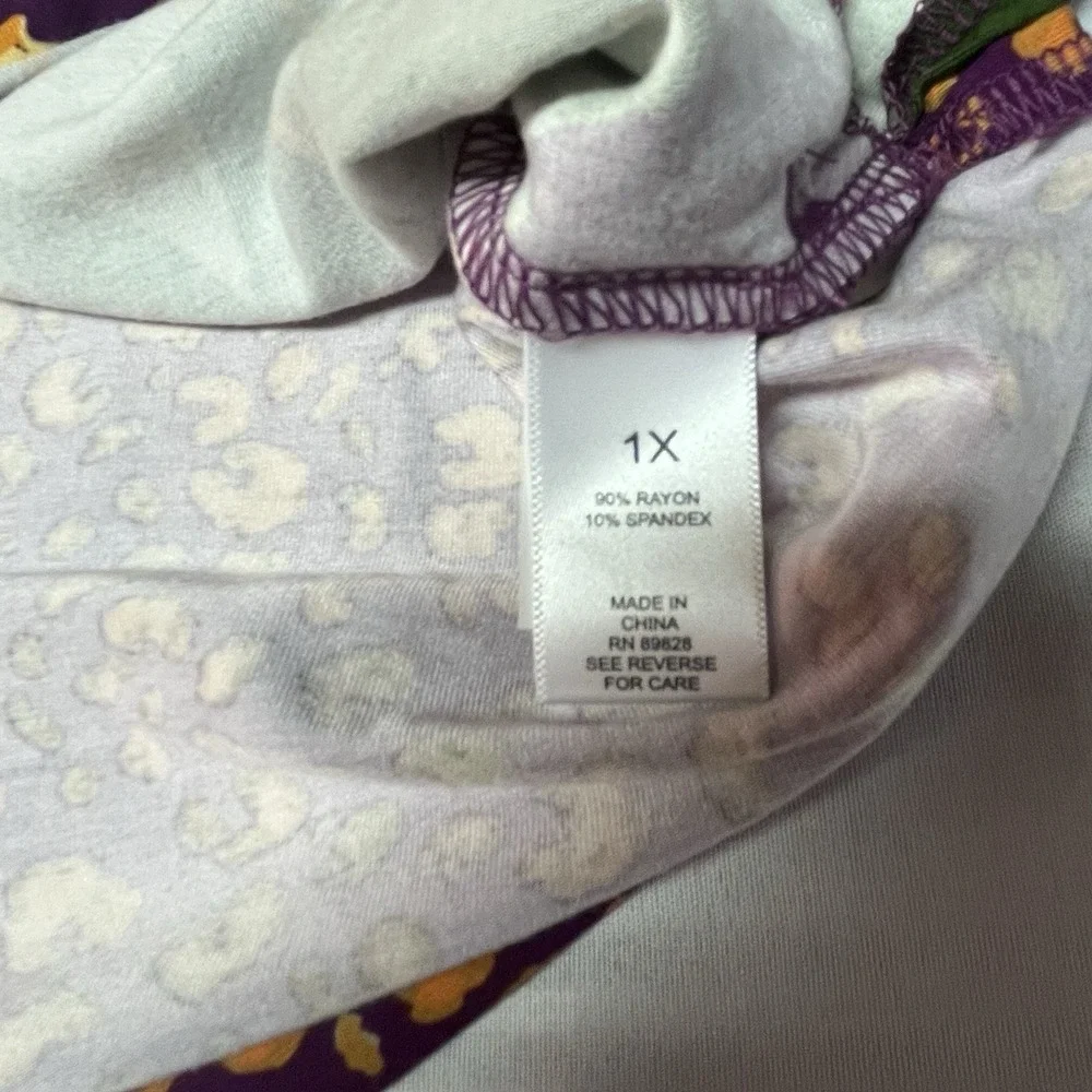 LOGO Lori Goldstein 1X Mixed Media Tunic Top Funky Flowy Bold Feminine Pockets - Picture 15 of 16